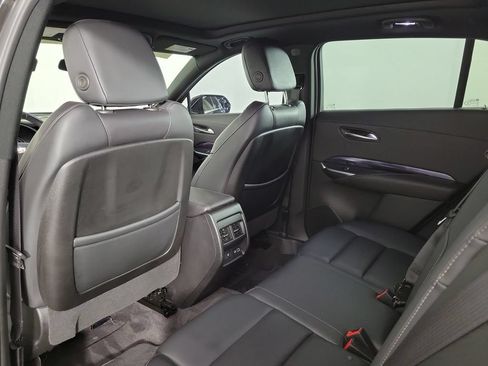Used 2023 Cadillac XT4 Luxury w/ Cold Weather Package FWD image 23