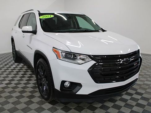 Used 2021 Chevrolet Traverse RS AWD/4WD image 8