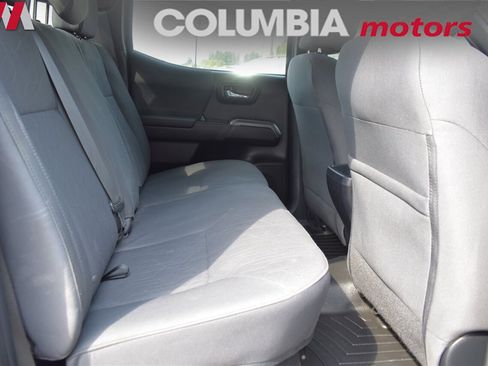 Used 2018 Toyota Tacoma TRD Off-Road image 29