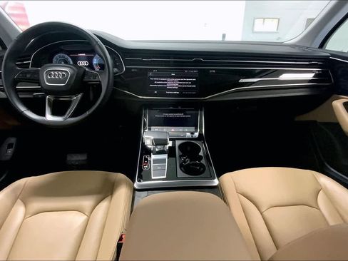 Used 2022 Audi Q7 3.0T Premium w/ Convenience Package image 9