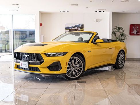 Used 2024 Ford Mustang GT Premium image 1