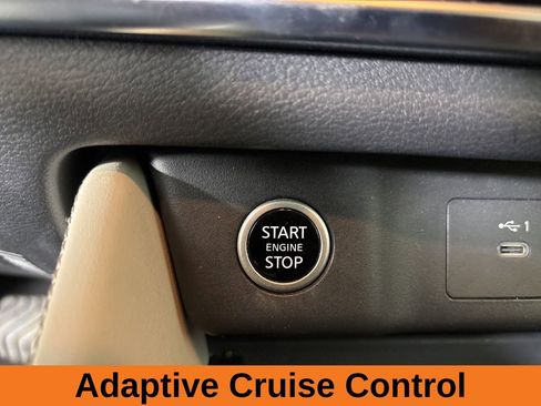 Used 2023 Nissan Rogue SL w/ SL Premium Package image 16