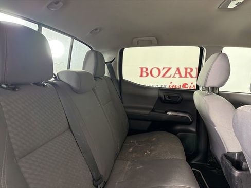 Used 2021 Toyota Tacoma SR5 RWD image 18