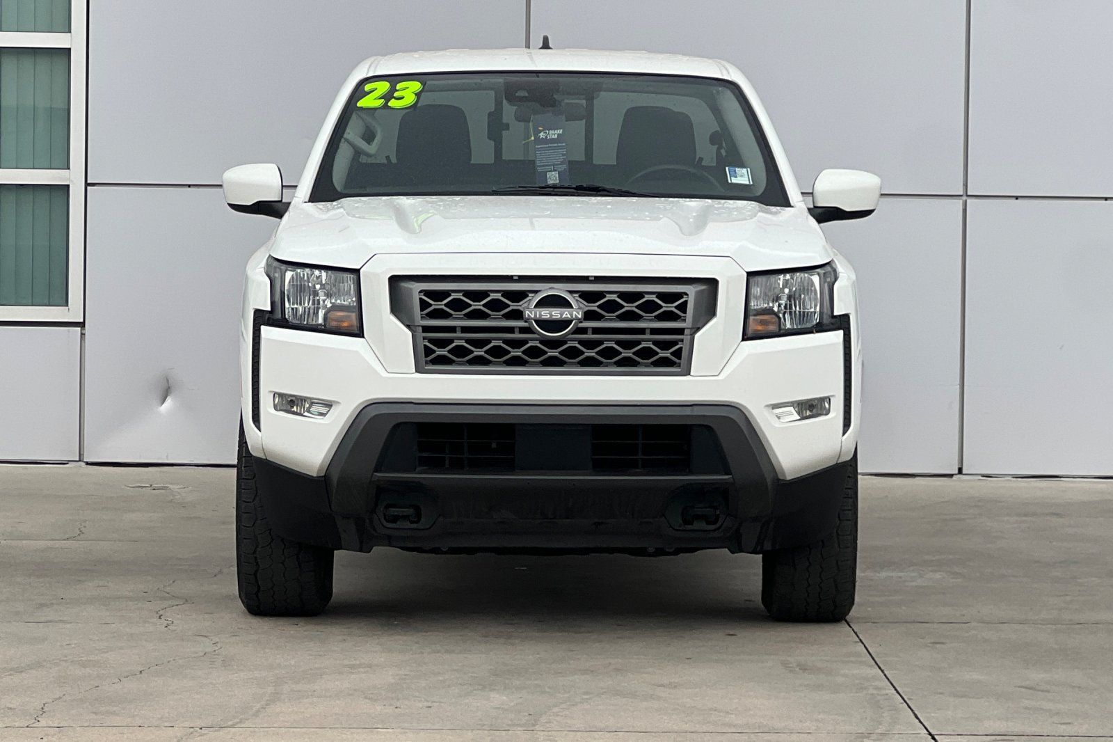 Used 2023 Nissan Frontier SV w/ Technology Package AWD/4WD image 6