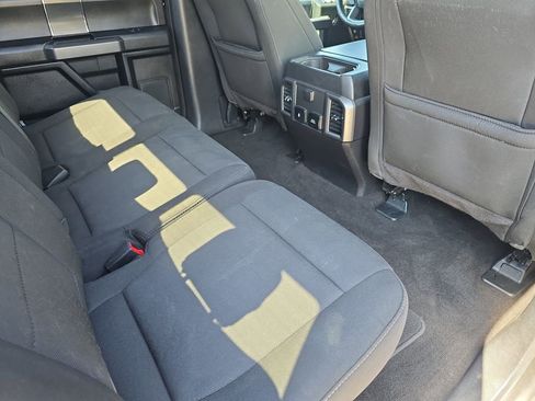 Used 2019 Ford F150 XLT w/ Equipment Group 302A Luxury AWD/4WD image 11