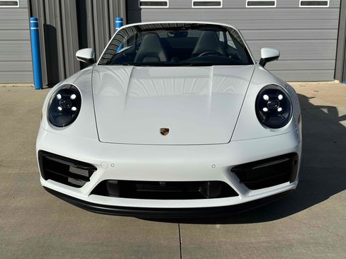 Used 2023 Porsche 911 Carrera GTS w/ Premium Package image 11