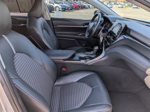 Used 2024 Toyota Camry SE FWD image 18