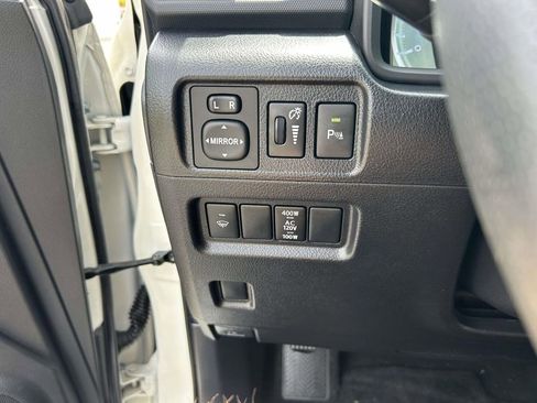 Used 2019 Toyota 4Runner Limited AWD/4WD image 21