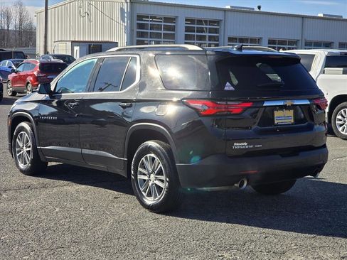 Used 2022 Chevrolet Traverse LT image 24