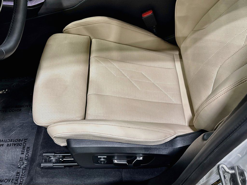 Used 2025 BMW X3 xDrive30i w/ Premium Package AWD/4WD image 21