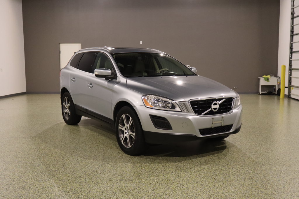 Used 2011 Volvo XC60 T6 AWD/4WD image 1