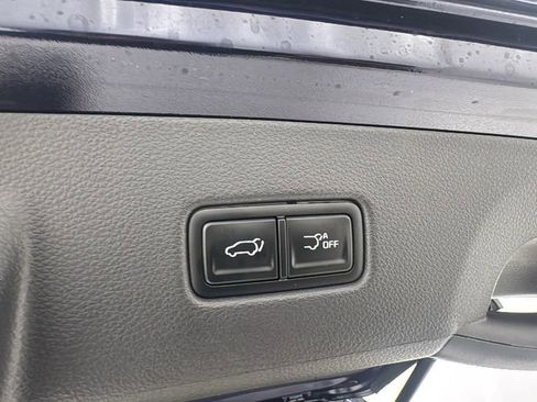 New 2026 Kia Carnival EX image 17