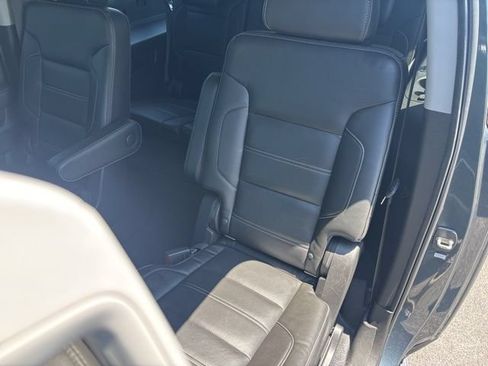 Used 2020 GMC Yukon XL Denali w/ Open Road Package AWD/4WD image 18