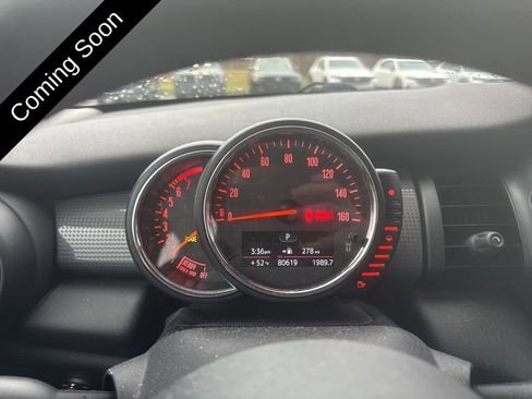 Used 2016 MINI Cooper 2-Door Hardtop image 11