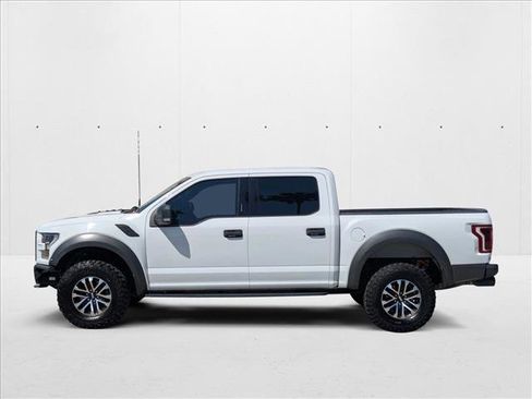 Used 2020 Ford F150 Raptor image 9