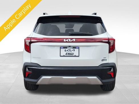 Certified 2024 Kia Seltos EX AWD/4WD image 3