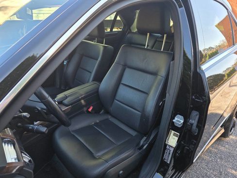 Used 2011 Mercedes-Benz E 350 4MATIC Sedan image 14