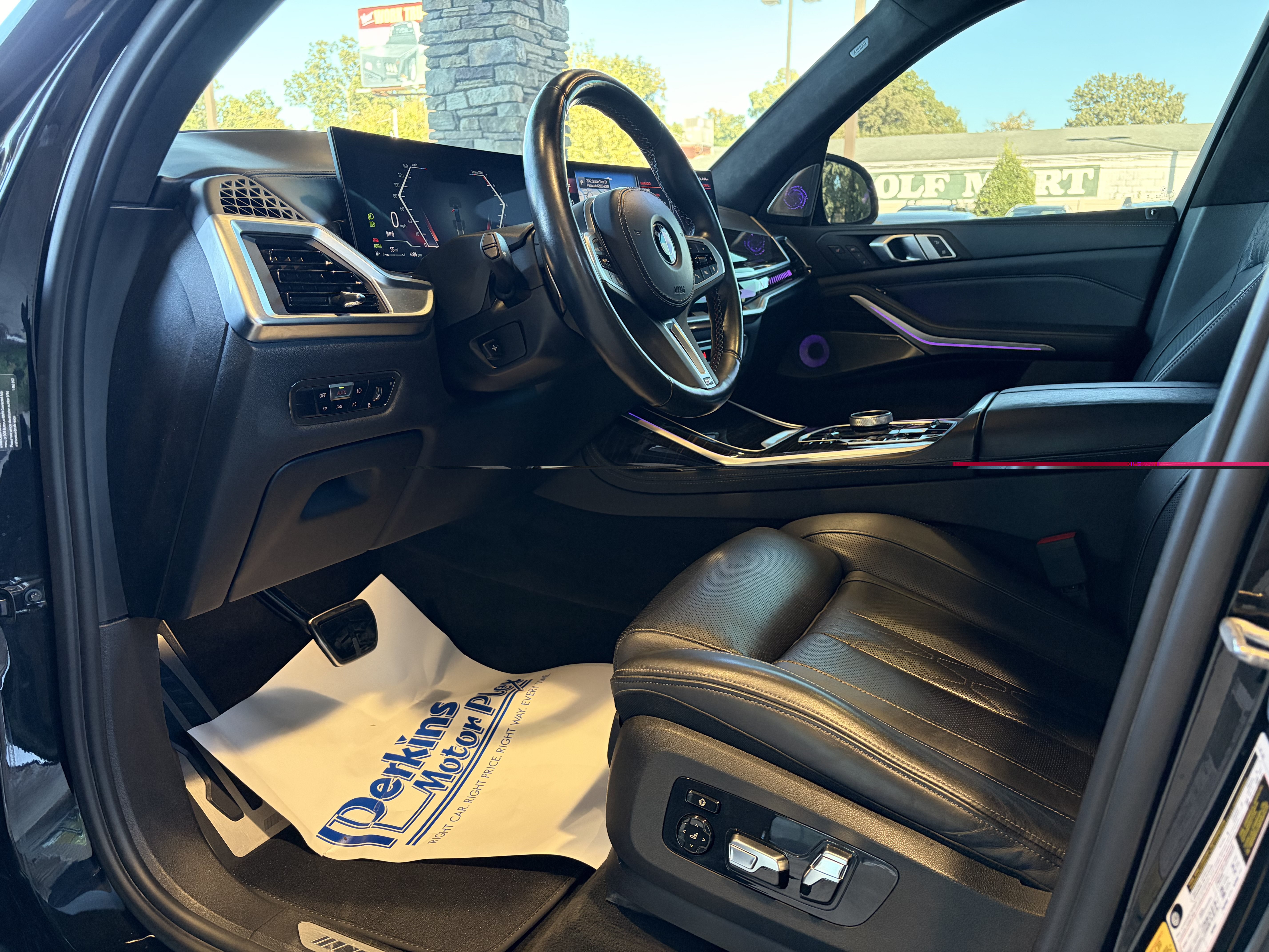 Used 2023 BMW X7 M60i w/ Executive Package AWD/4WD image 2
