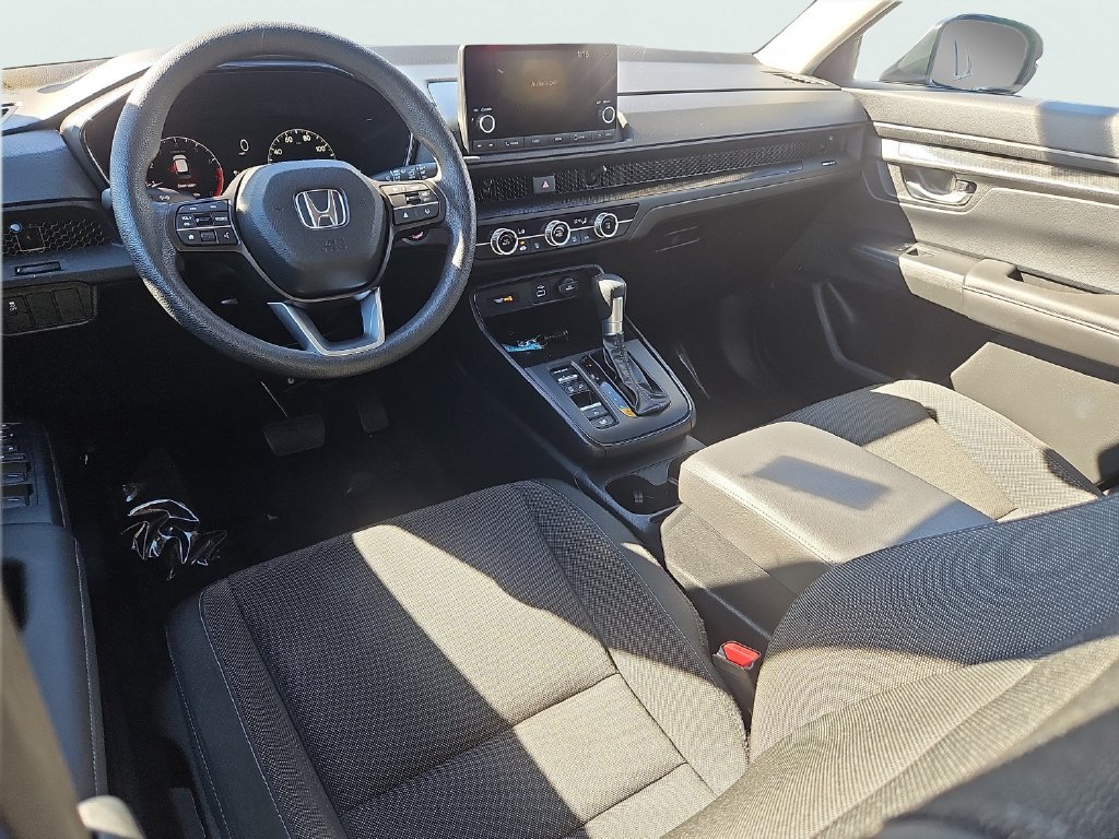 Used 2025 Honda CR-V LX image 9