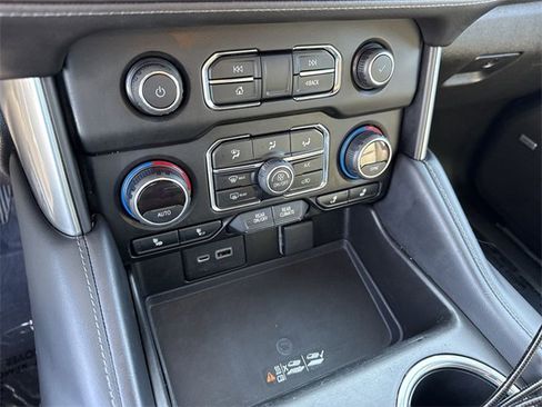 Used 2021 Chevrolet Tahoe LT image 21