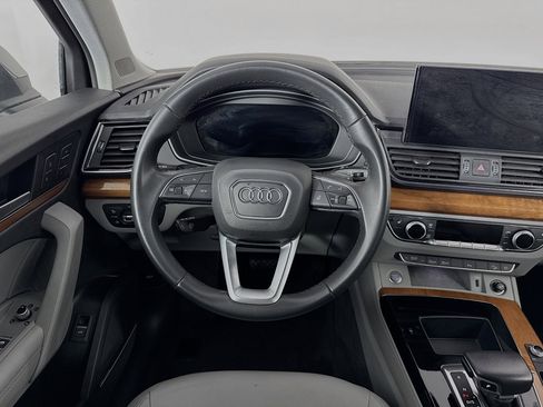 Used 2022 Audi Q5 2.0T Premium Plus image 22