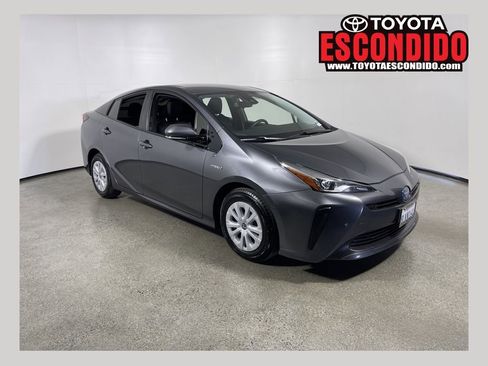 Used 2019 Toyota Prius LE w/ Carpet Mat Package image 1