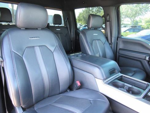 Used 2022 Ford F350 Platinum w/ FX4 Off-Road Package image 11