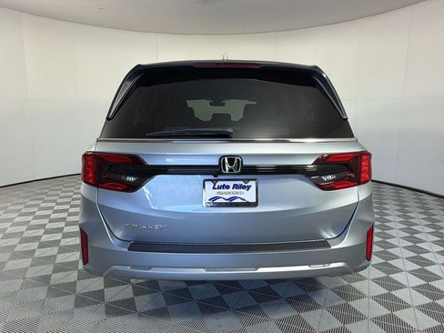 New 2026 Honda Odyssey EX-L image 10
