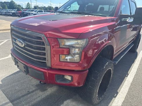 Used 2017 Ford F150 XLT w/ Equipment Group 302A Luxury AWD/4WD image 11