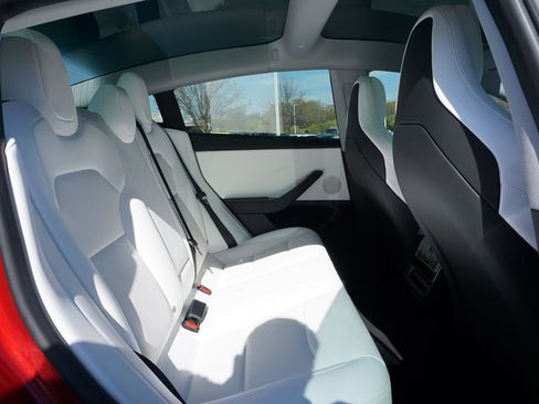 Used 2024 Tesla Model 3 Performance image 27