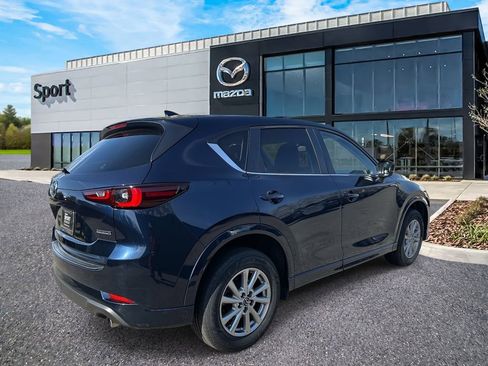 Used 2024 MAZDA CX-5 AWD 2.5 S w/ Preferred Package image 3