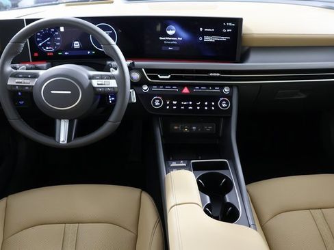 Certified 2025 Hyundai Sonata Limited image 2