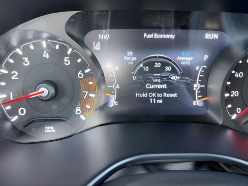 New 2026 Jeep Compass Latitude image 17