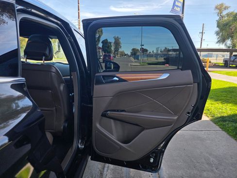 Used 2016 Lincoln MKC Reserve image 21