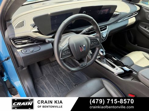 Used 2025 Buick Envista Sport Touring w/ Convenience I Package FWD image 9