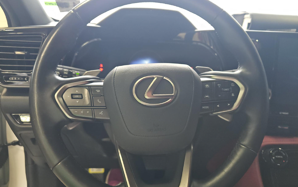 Used 2024 Lexus NX 350 AWD w/ Cold Area Package image 10