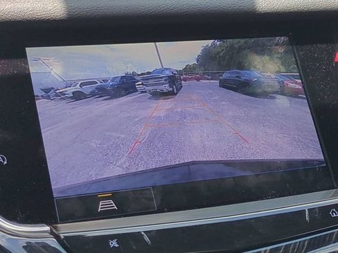 Used 2025 Cadillac XT6 Premium Luxury FWD image 26