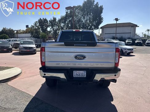Used 2019 Ford F250 Lariat w/ Chrome Package image 7