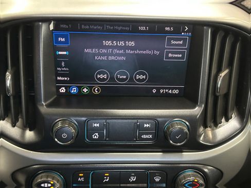 Used 2021 Chevrolet Colorado LT w/ LT Convenience Package RWD image 16