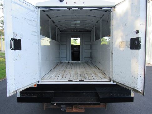 Used 2020 Chevrolet Express 3500 w/ Power Convenience Package RWD image 9