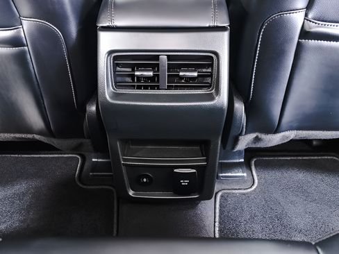Used 2024 Ford Edge SEL w/ Convenience Package AWD/4WD image 30