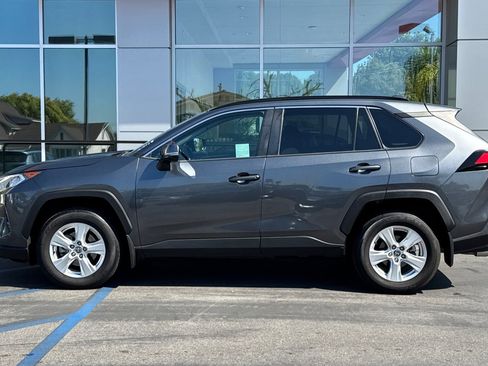 Certified 2021 Toyota RAV4 XLE w/ Carpet Mat Package (TMS) image 9