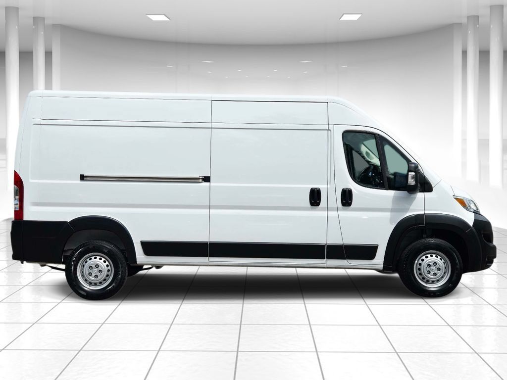 Used 2026 RAM ProMaster 2500 w/ Convenience Group FWD image 2