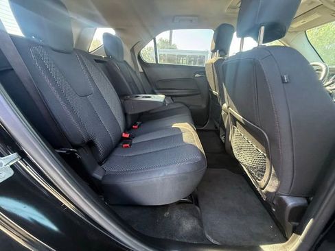 Used 2017 Chevrolet Equinox LT w/ Convenience Package image 14