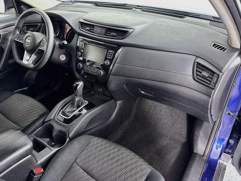 Used 2019 Nissan Rogue S FWD image 26