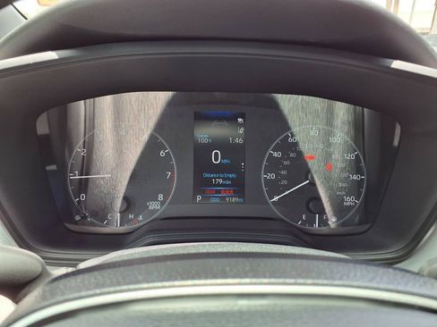 Used 2025 Toyota Corolla SE FWD image 31
