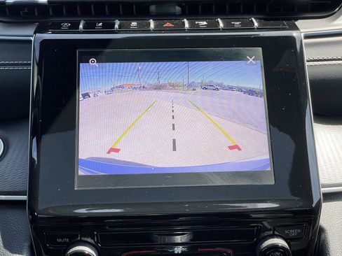 Used 2025 Jeep Grand Cherokee Laredo X w/ Trailer Tow Package image 20