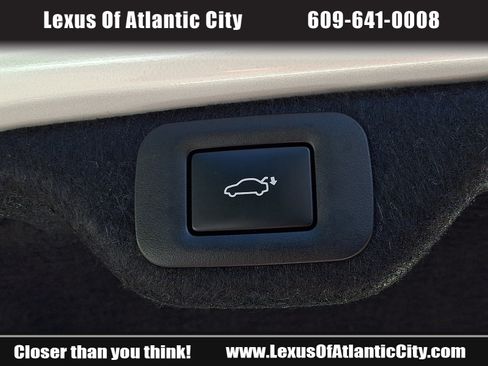 Used 2025 Lexus ES 350 w/ Premium Package FWD image 31