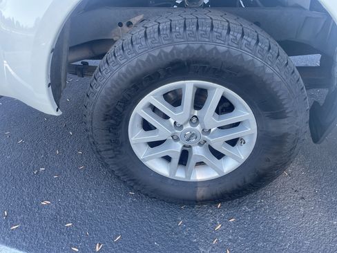 Used 2019 Nissan Frontier SV w/ Value Truck Package image 16