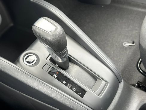 New 2025 Nissan Kicks S image 21